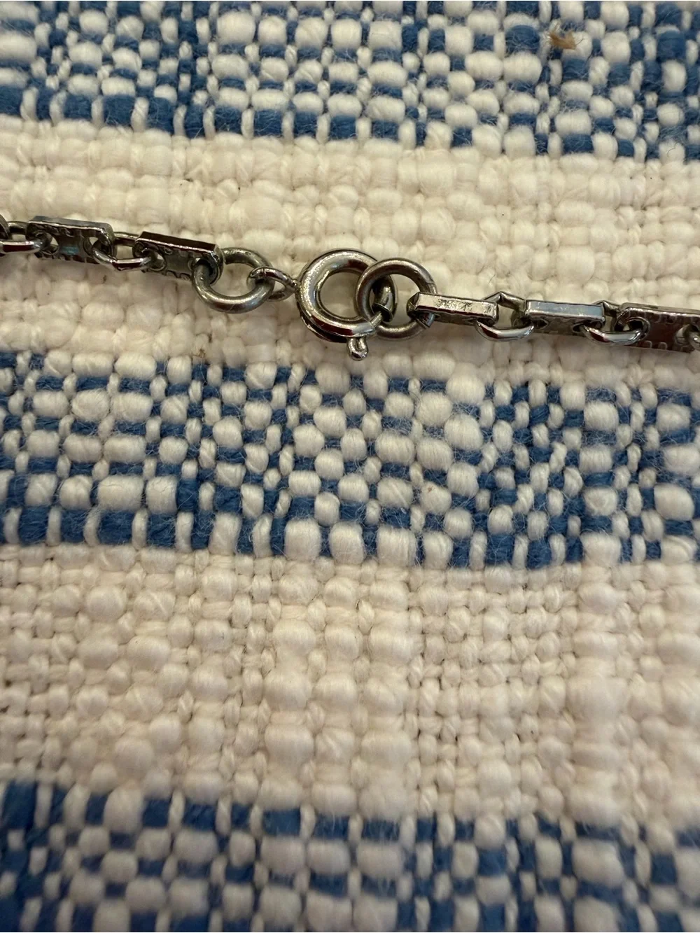 Vintage 1980s Silver Locket 2 Photo Necklace